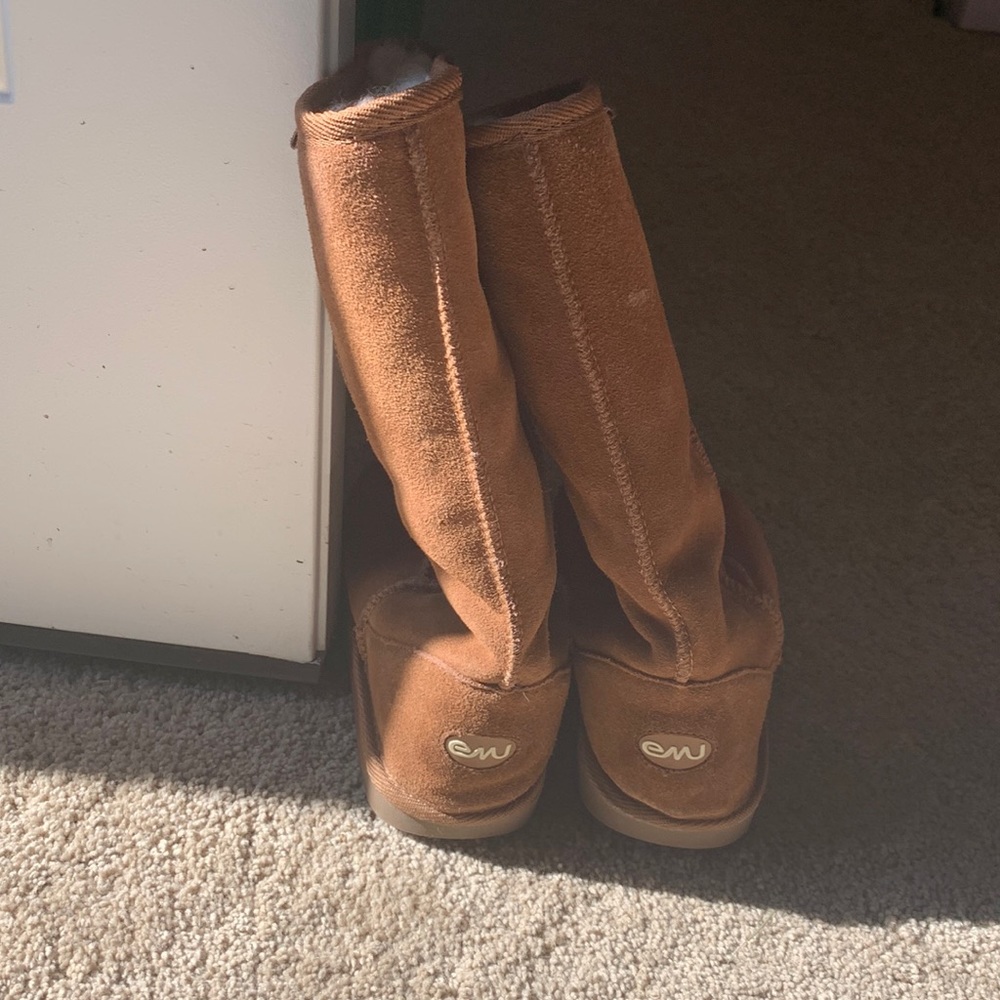 Kids Size 3 Emu boots (barely worn)